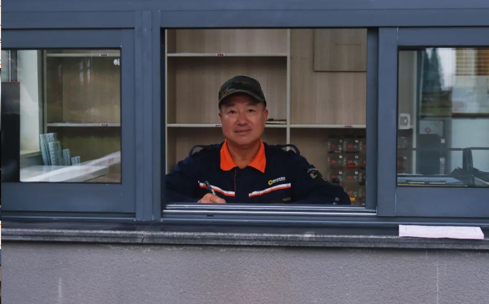 1728439701140.jpg 1728439701140.jpg